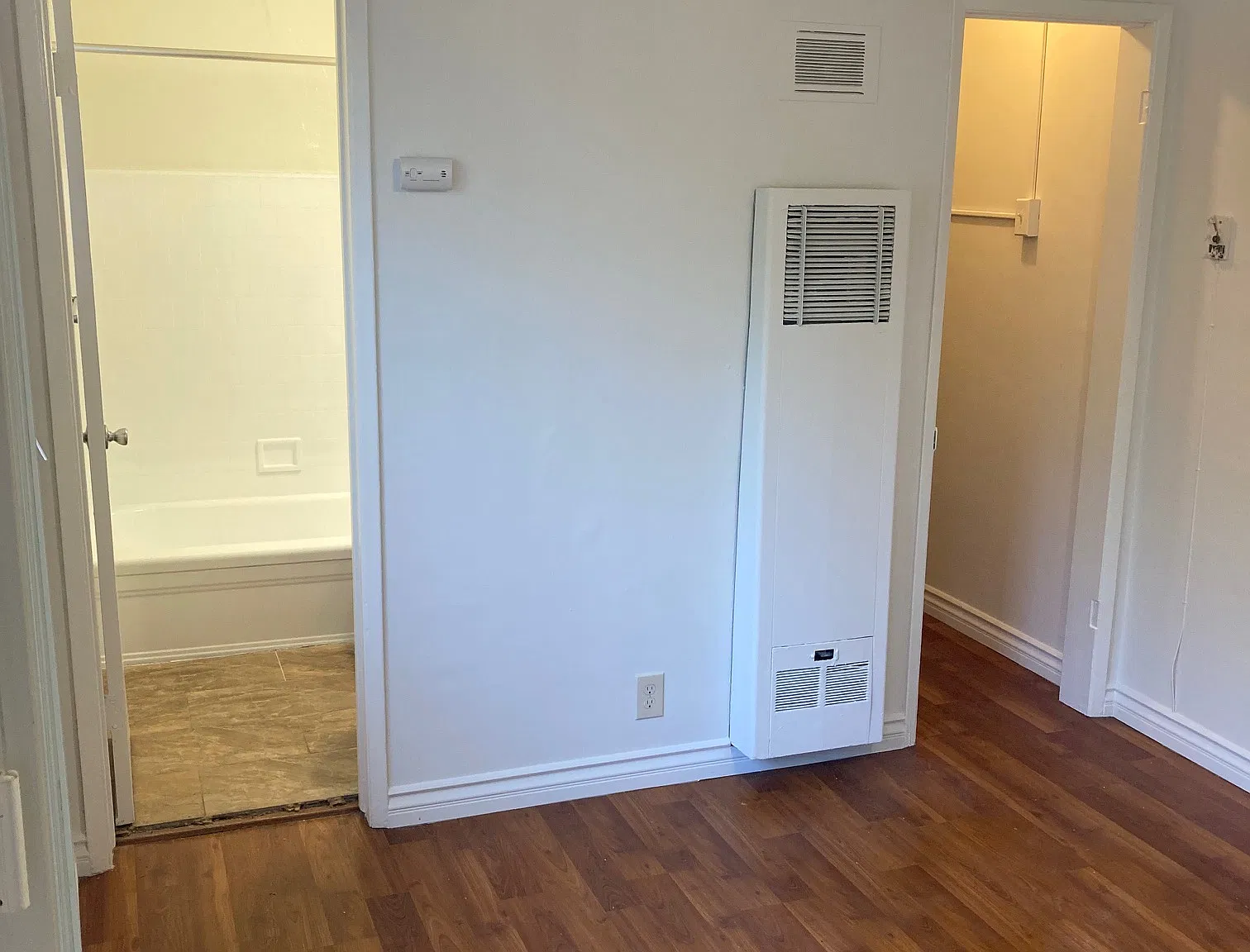 Studio, $1,350 — Photo 2