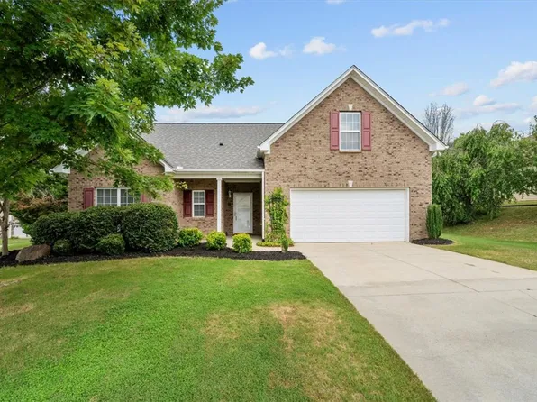 101 Giants Ridge Rd, Easley, SC 29642
