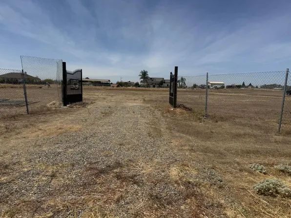 21196 Lomita Rd, Madera, CA 93638