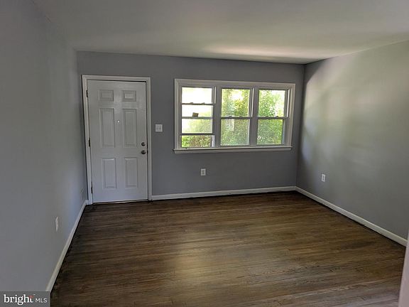 5th image of 121 69th St