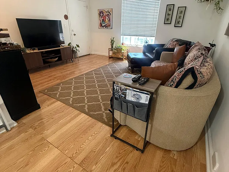2210 NE 67th St #1221 — Photo 9