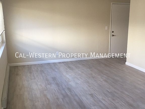 2nd image of 682 Richmond Ave
