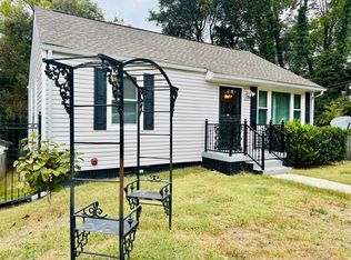 1045 Ashwood Pl, Knoxville, TN 37917