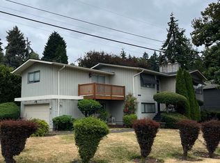 3038 65th Pl SE, Mercer Island, WA 98040