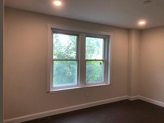 4th image of 314 Brower Ave #1