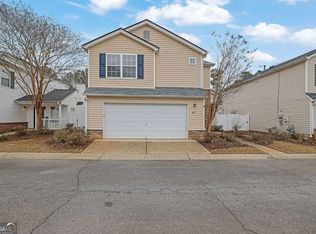 423 W Oaks Trl, Woodstock, GA 30188