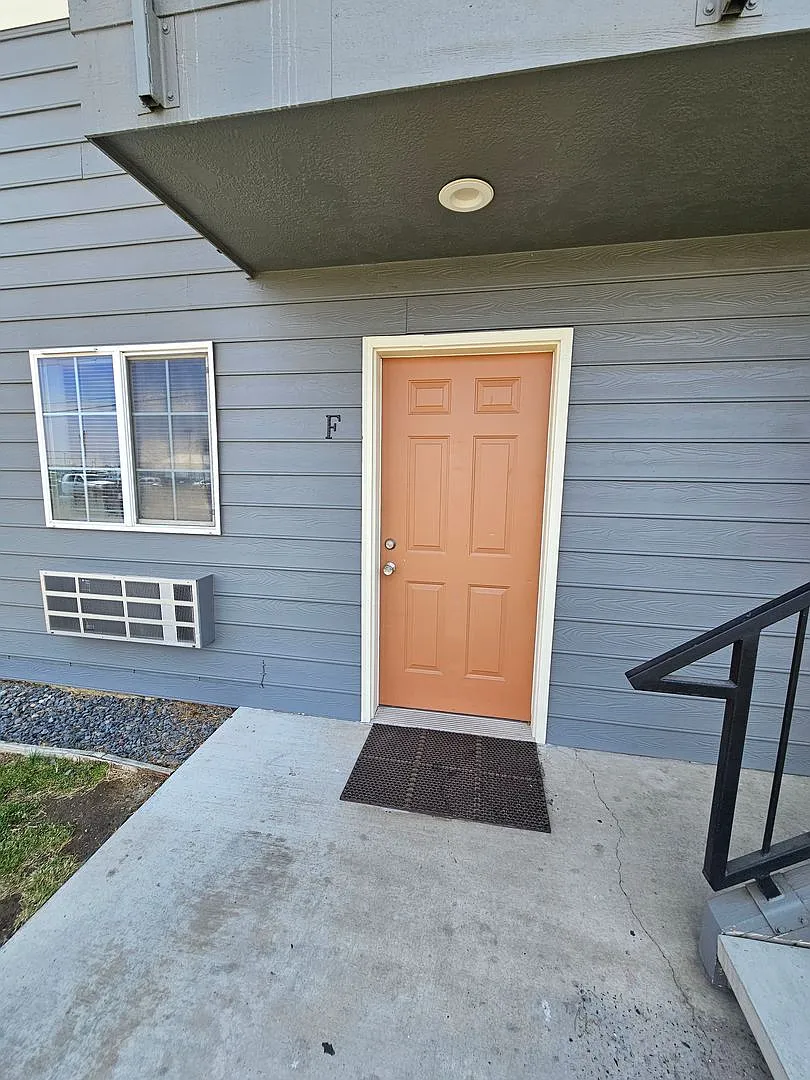 601 S A Street — Photo 2
