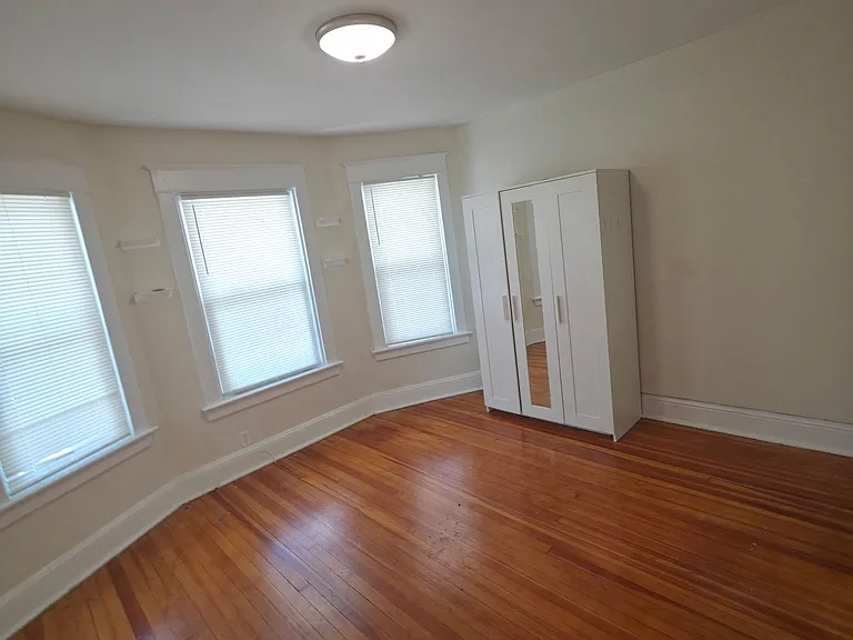 8 Glenwood St #101 — Photo 14