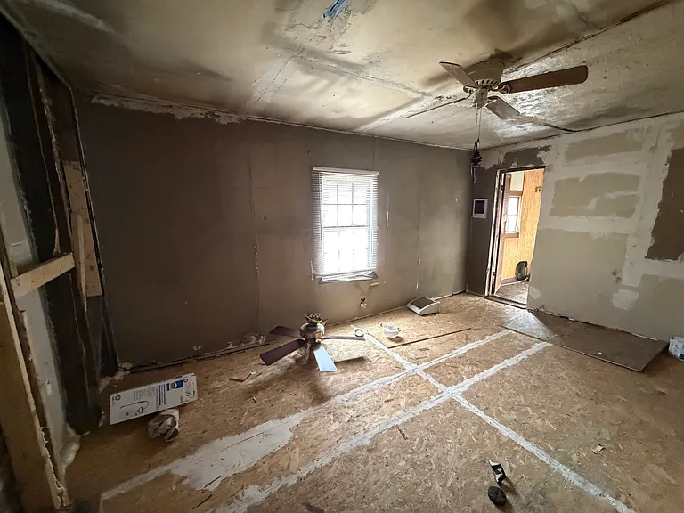 203 Raleigh Ave — Photo 6