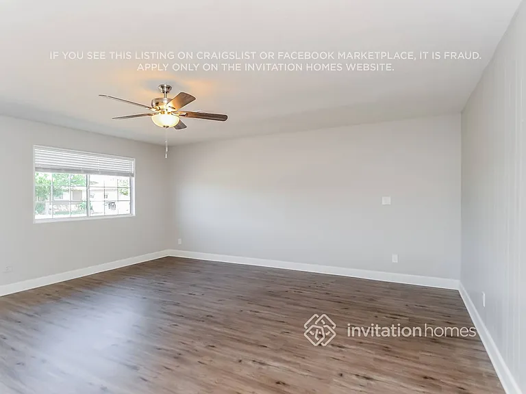 1923 E Vine Ave — Photo 8