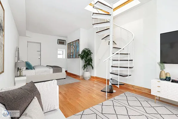 Rented by Metropolitan Property Group | media 2