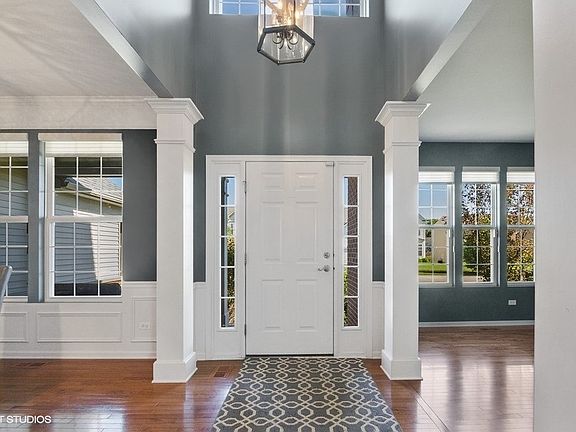 2nd image of 1189 Blue Heron Cir
