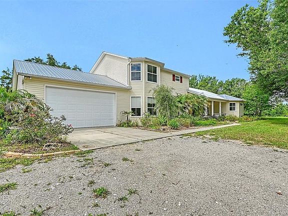 4th image of 7108 229th St E