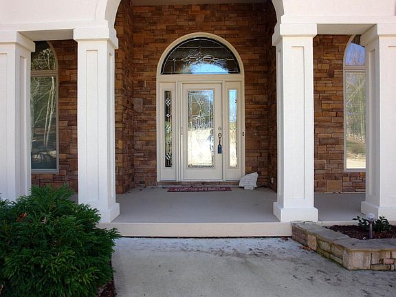 2nd image of 25 Milnor Cir