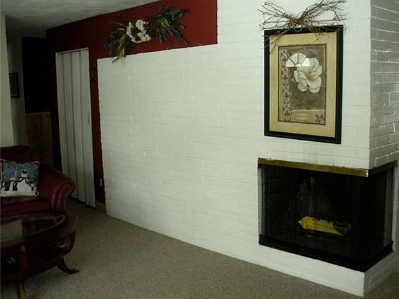 3rd image of 23 Bradford St