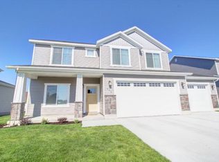 935 S 2380 W, Rexburg, ID 83440