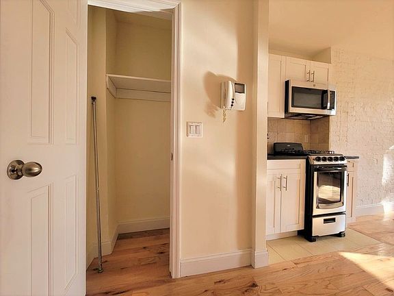 4th image of 108 Charles St APT 13