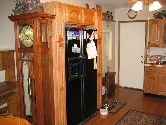 5th image of 25223 Everett Dr