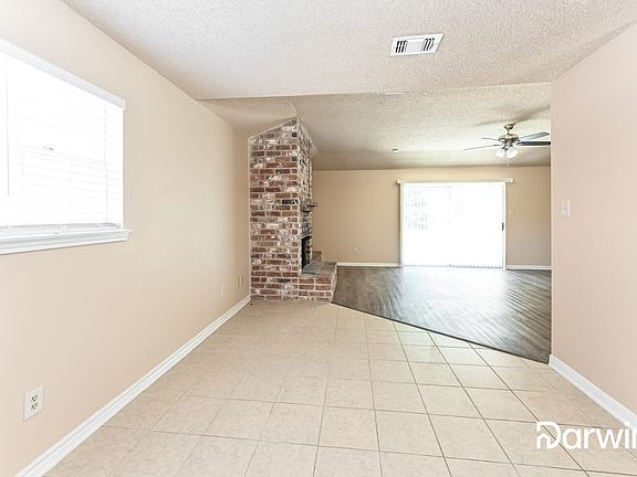 3rd image of 7922 Barnhill Dr