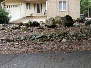 9 Sitio De Presa Ln, Hot Springs Village, AR 71909