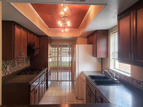 5th image of 5858 Shale Ct