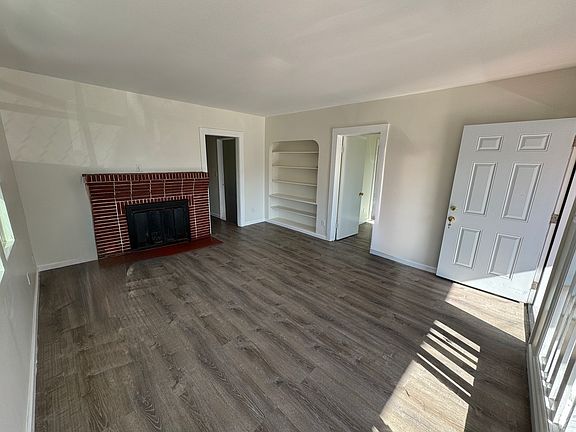 5th image of 7106 Lockwood St #7106