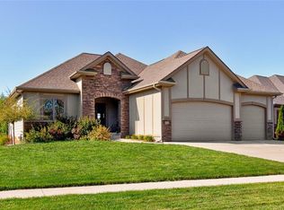 504 NW Sunset Ct, Grimes, IA 50111