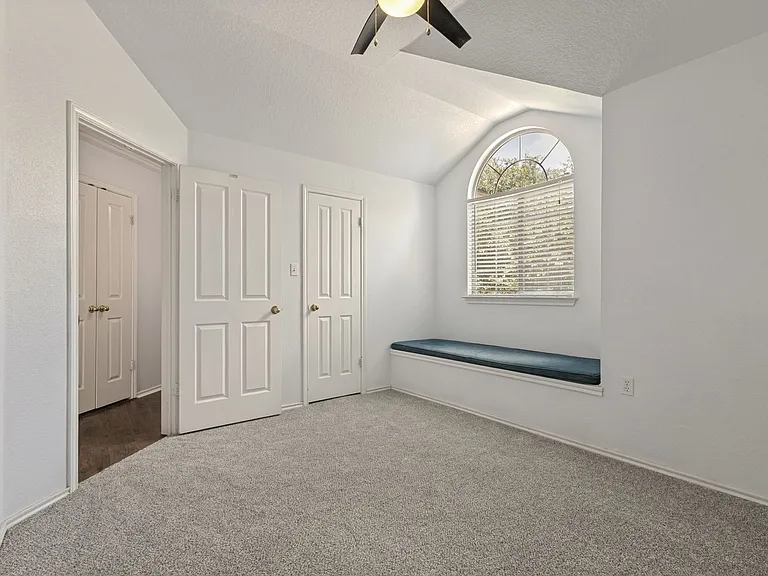 3027 Fall Mist Dr — Photo 15