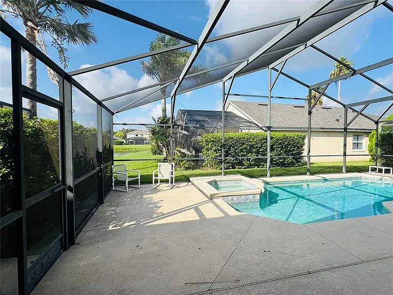 4795 Cumbrian Lakes Dr — Photo 24