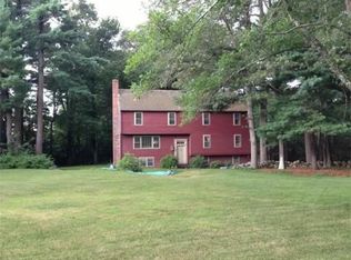 17 Colonel Mansfield Dr, Scituate, MA 02066