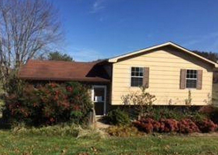 1st image of 127 Marshall Ln