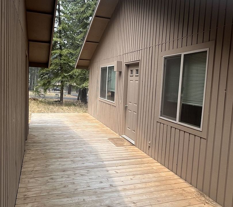 1st image of 4 Wolf Ln #57246