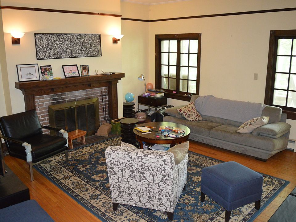 1st image of 1825 Summit Ave