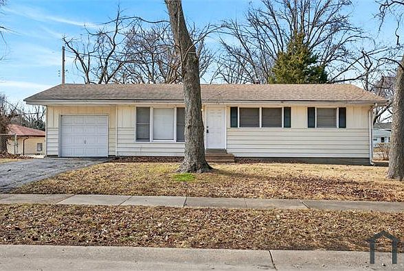 1st image of 6827 Knoll Ave