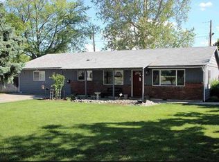 617 Newcomer St, Richland, WA 99354