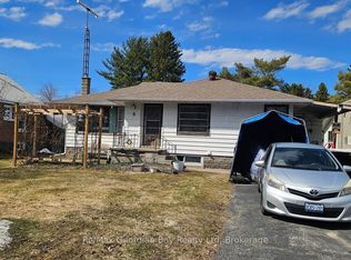 8 Sturgeon Bay Rd, Severn, ON L0K1E0