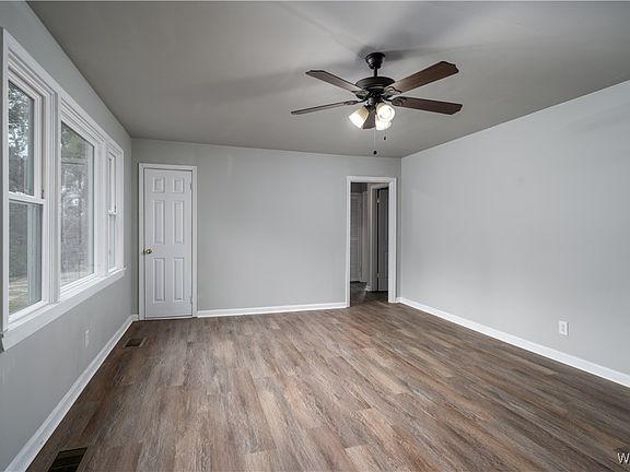 4th image of 403 34th Ave