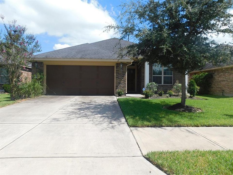 1st image of 3027 Hurst Green Ln