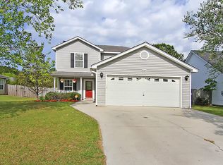 8373 Waltham Rd, North Charleston, SC 29406