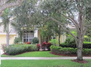 5741 SE Forest Glade Trl, Hobe Sound, FL 33455