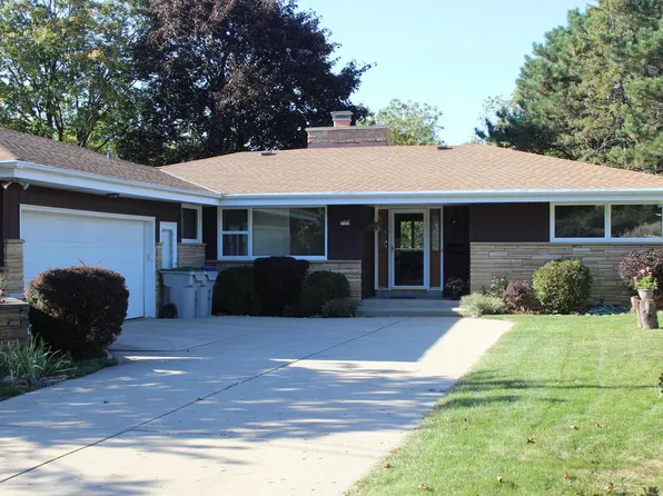 5508 West Andover ROAD, Milwaukee, WI 53219