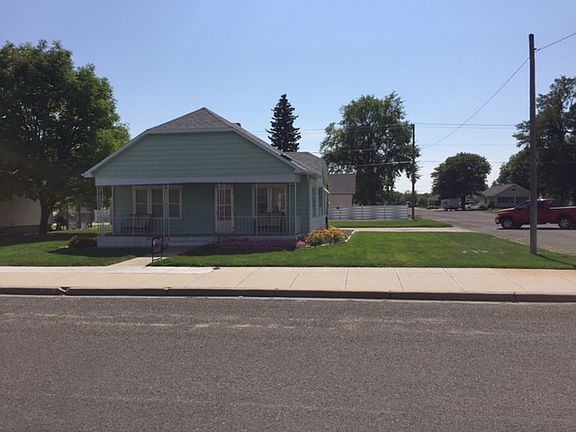 2nd image of 1343 Maple St