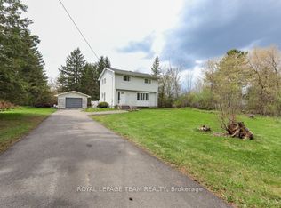 1454 Stagecoach Rd, Ottawa, ON K4P1G1