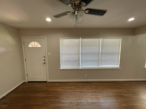 2nd image of 1605 White Way Dr