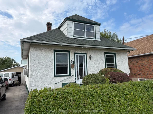 19 Cunningham St, Thorold, ON L2V 3K6