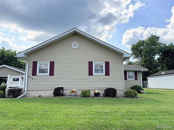 5th image of 908 Staunton Rd