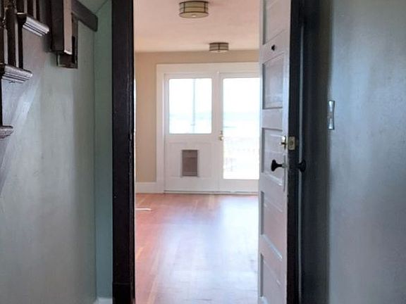 3rd image of 2119 N 26th St #1
