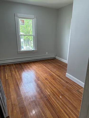 342-344 Sigourney St Photo 1
