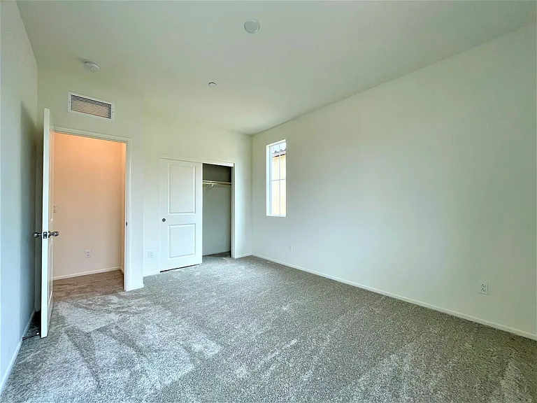 822 Brookdale Dr — Photo 20
