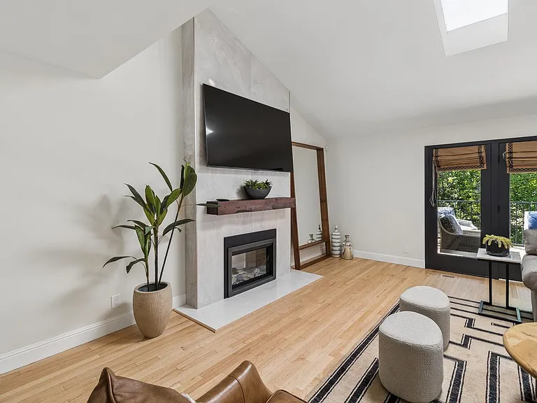 2800 Calle Vista Way — Photo 8
